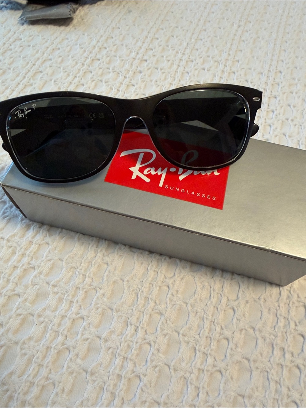Ray-Ban Wayfarer Polarized sunglasses